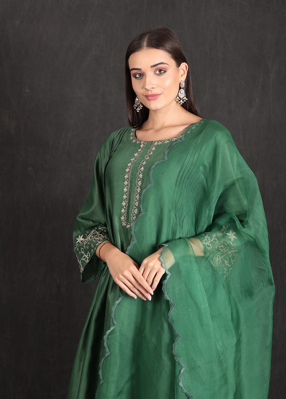 MAHIRA - Green Pleated Suit