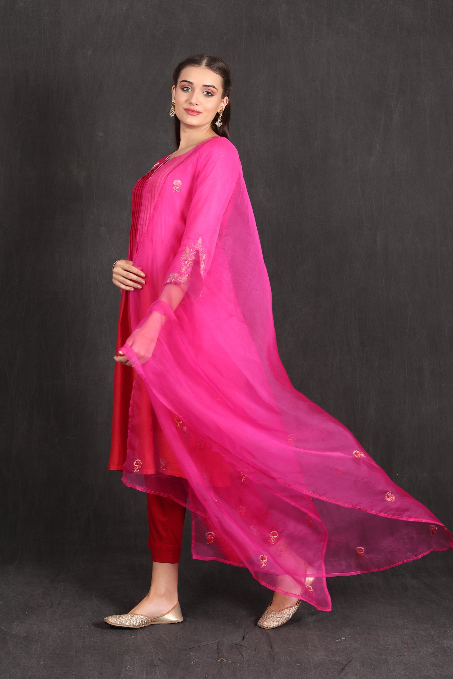 ISRA - Pink Ombre Suit